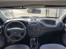 FIAT - MAREA - 2000/2001 - Vermelha - R$ 29.900,00