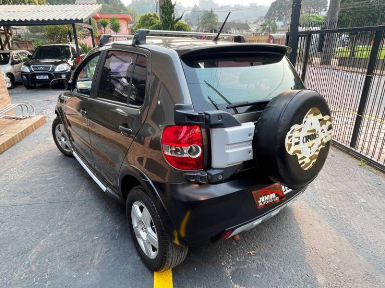 VOLKSWAGEN - CROSSFOX - 2009/2010 - Cinza - R$ 35.900,00