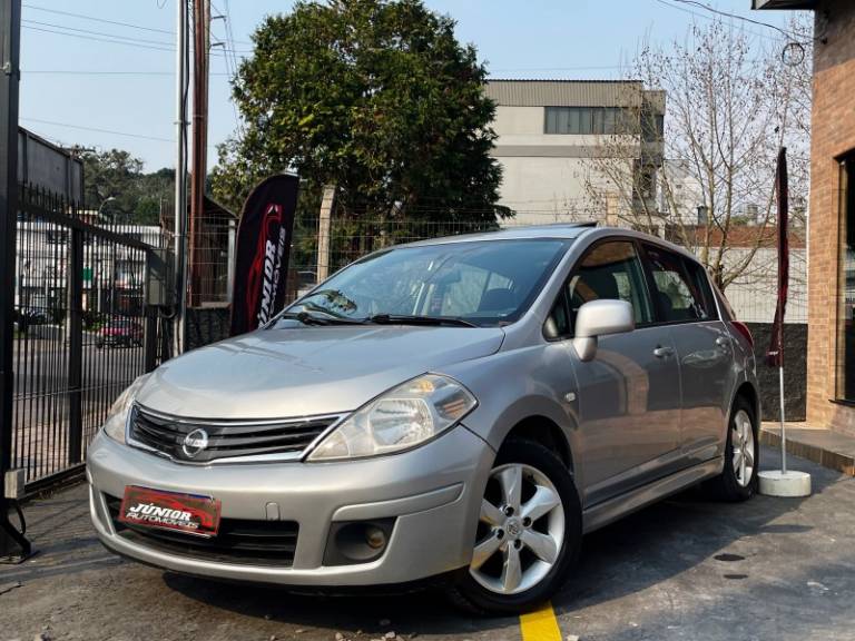 NISSAN - TIIDA - 2012/2013 - Cinza - R$ 39.900,00