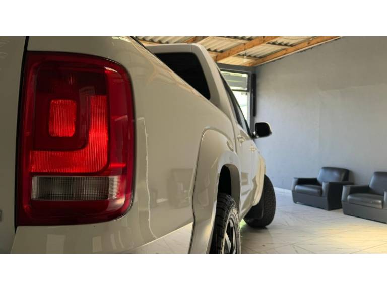 VOLKSWAGEN - AMAROK - 2012/2012 - Branca - R$ 94.900,00