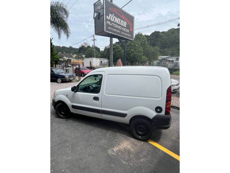 RENAULT - KANGOO - 2014/2014 - Branca - R$ 39.900,00