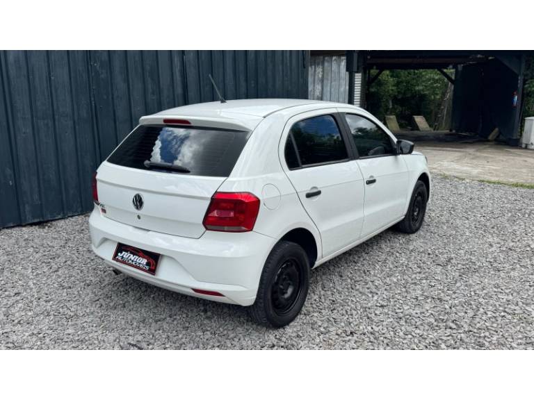 VOLKSWAGEN - GOL - 2017/2017 - Branca - R$ 39.900,00