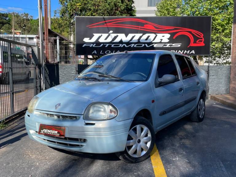 RENAULT - CLIO - 2001/2001 - Cinza - R$ 15.800,00