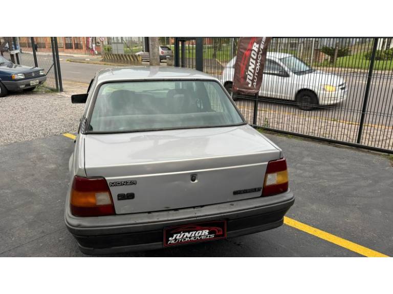 CHEVROLET - MONZA - 1993/1993 - Prata - R$ 10.900,00