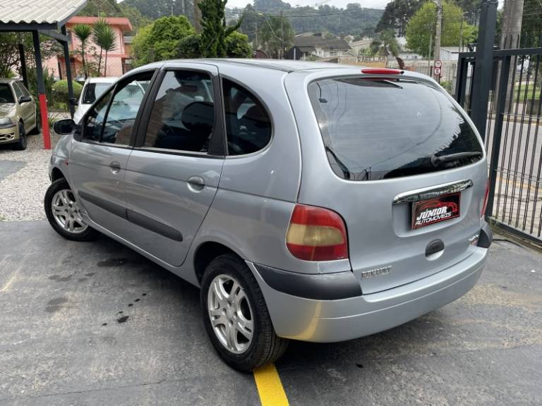 RENAULT - SCÉNIC - 2007/2008 - Cinza - R$ 23.900,00