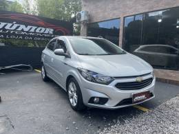 CHEVROLET - ONIX - 2019/2019 - Prata - R$ 58.900,00