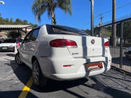 FIAT - SIENA - 2011/2011 - Branca - R$ 30.900,00