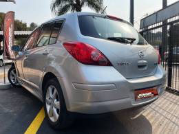 NISSAN - TIIDA - 2012/2013 - Cinza - R$ 39.900,00