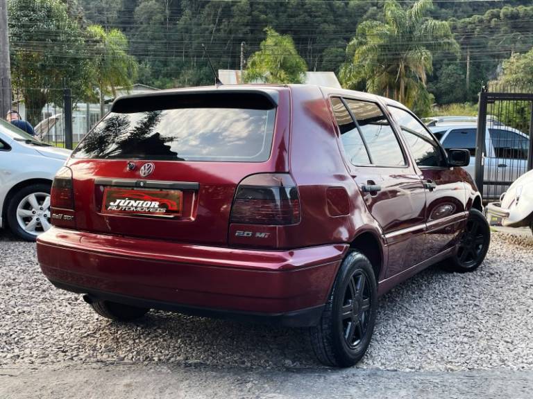 VOLKSWAGEN - GOLF - 1998/1998 - Vermelha - R$ 18.900,00