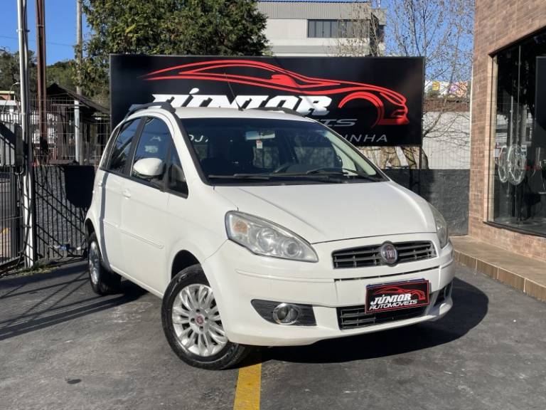 FIAT - IDEA - 2011/2012 - Branca - R$ 34.900,00