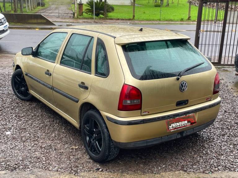 VOLKSWAGEN - GOL - 2004/2004 - Bege - R$ 23.900,00