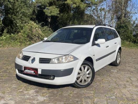 RENAULT - MÉGANE - 2011/2011 - Branca - R$ 33.900,00